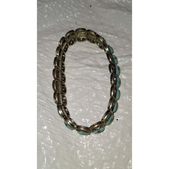 A Women's Stretch Bracelet Silver Tone Filigree Panel Faux Turquoise Rhinestone - Picture 6 of 8
